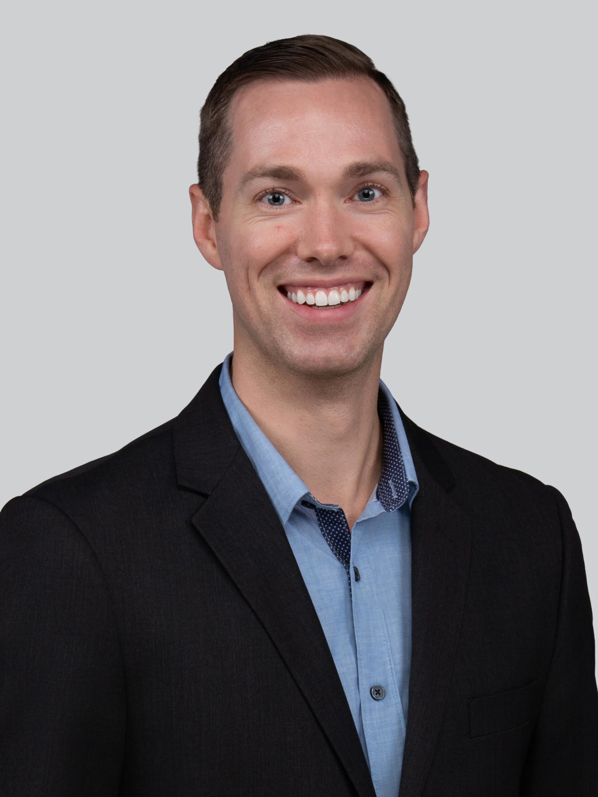 Dr. Alan Williams, Irvine Dentist Profile and Care Philosophy Dr. Alan Williams, Irvine dentist profile with professional headshot and patient-centered dental care information
